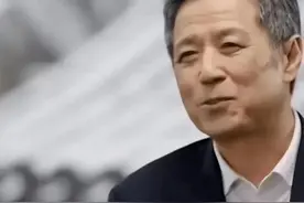 荒唐奇葩专家教授，提出了奇葩的建议，只有傻子才信他们的鬼话图片