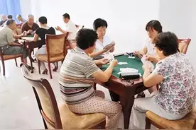 中国县城生活实录：除了睡觉就是打麻将图片