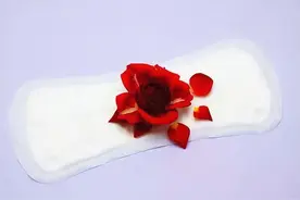 “大姨妈”量少还发黑，两三天就干净了，要注意，可能与这些有关图片