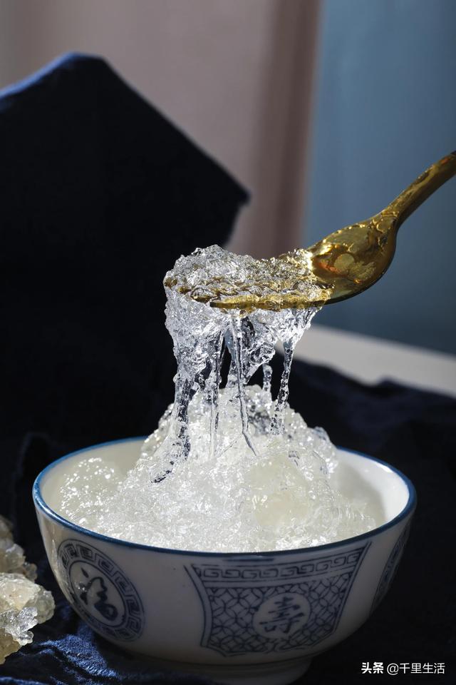 雪燕花胶的功效 2026年雪燕花胶的功效与禁忌