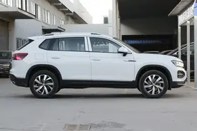 19万多，2.0T配9AT，适合自驾的3台中型SUV，隔音好高速稳图片