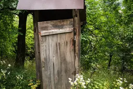 大西北的农村让你难以置信（连像样的厕所都没有）图片