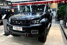 又一“黑马”车型BJ40，配3把锁+四驱，续航1148km，真优秀图片