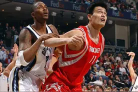 2010年，NBA著名球星被枪杀身亡！朋友说他就不该娶教练的女儿图片