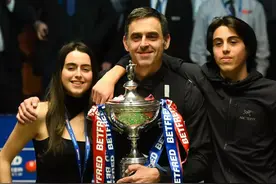 “瘾君子”奥沙利文：父母入狱，情史荒唐，约会12年各奔东西图片