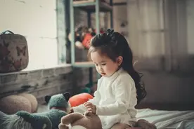 2岁左右的孩子爱说“不”，父母可以这么做，事关孩子性格图片