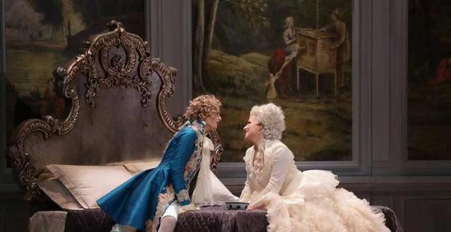 ����ά���ǵ�����ʦ������������۷�֮������ЦҲ�����������