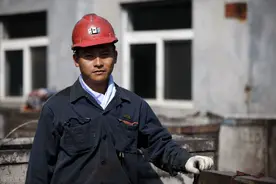 事业单位高级工工资待遇如何？可比肩四级主任科员图片