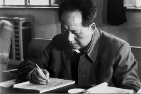 毛泽东评价刘备：比曹操略逊，但他会用人，能团结人图片