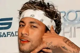 世界杯美男云集：内马尔痞帅，C罗霸气，18岁西班牙小将嫩到出水图片