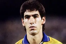 94年世界杯上，哥伦比亚球员将球踢进自家球门，回国后被乱枪打死图片