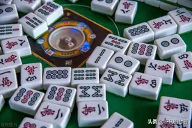 打麻将时有一件事千万不能做，牢记这一点，才能少输多赢！图片