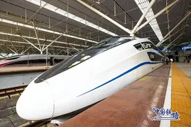 中车四方“双层”卧铺动车组春运首秀！网友：这是移动宾馆吧图片