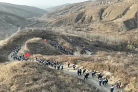 徒步108里，坚持28年，宁夏固原二中、弘文中学师生走出一条红色教育的“新长征”图片