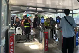 “180元可带人进校园”，让人意外吗图片