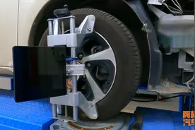 车子换轮胎要注意，这个无关项目其实根本不用做，别被坑了图片