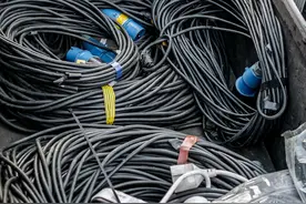 带皮电线回收多少一斤？带皮电缆多少钱一吨图片