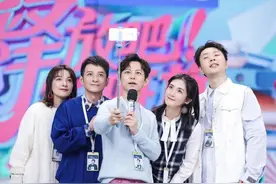 《我想和你唱》主持人火了，被誉何炅接班人，29岁的他背景不简单图片