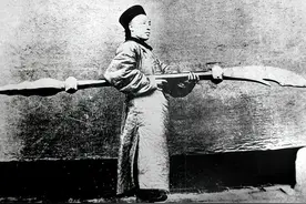 清朝武状元张三甲，两招击败武术家霍元甲，年仅22岁就病逝了图片