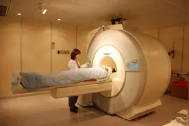 价值千万的核磁共振仪，我国不能造吗？为何核磁共振检查这么贵？图片