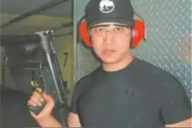 中国第一保镖李旭：曾贴身保护巴菲特，时薪28万图片