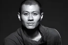 杨丽萍4位徒弟现状：去世，因伤忍痛退出，彻底打烂一手好牌…图片