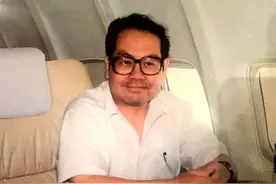 他61岁才当上内蒙古主席，63岁却在工作途中殉职，令人遗憾的一生图片