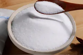 买食用盐，选海盐还是精制盐？区别挺大的，弄懂再买，吃得更放心图片