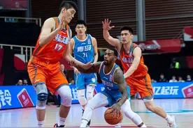 2022年CBA现役十大“高人”，215cm韩德君无法上榜图片