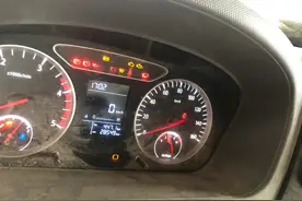 发电机皮带断裂导致发动机差点报废，这是怎么回事呢？图片