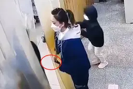 电话卡不设置密码，那手机屏幕锁都形同虚设，一旦丢失会吃大亏图片