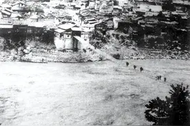 【红色记忆】抢渡大渡河之十一：勇夺泸定桥图片