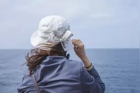 亲人之间最好的关系：彼此麻烦，相互感恩图片