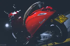 踏板摩托车和电动车，你怎么选？图片