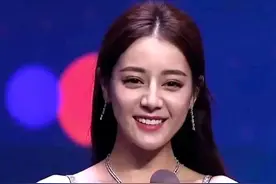 迪丽热巴正面否认怀孕，不想被过度关注却被网友骂双标图片