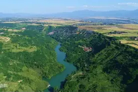 白鹿原上的一颗翡翠——西安鲸鱼沟竹海风景区图片