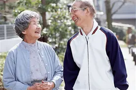 医生再三告知：老人同房时，需要注意这5点！不然可能麻烦就大了图片