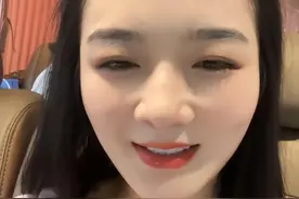 吴雅婷去泰国故地重游，4年前曾和王栎鑫去过，女儿一句话很心酸图片