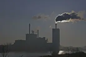 河北山海关古城禁柴封灶致群众挨冻，“一刀切”应遭法办图片