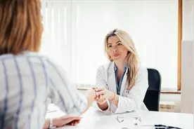 很多女性体内的“节育环”已被遗忘，快提醒妈妈们，早点去除！图片