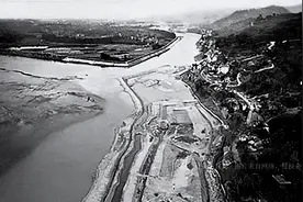 2017年张献忠沉银发掘现场：长达百米河床堆满金银，传说果然不假图片