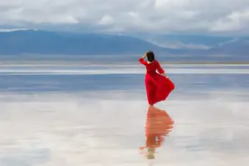 李白最温柔的30句诗词，唯美又清新，美到骨子里！图片