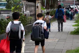 如果孩子不想读书，带他去这3个地方看看，肯定会比打骂更有用图片