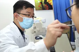 你的痣要不要切除？会不会恶化？上海九院医生告诉你“痣”的秘密图片