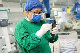 我，9年急救医生，见过太多离奇死亡：生吞鱼胆、没呛水却溺亡图片