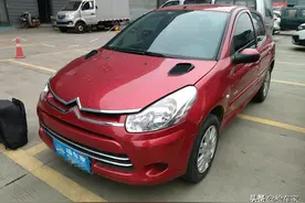 一万块钱的二手车能不能开？这辆开了12年的雪铁龙C2告诉你答案图片