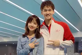 王冰冰和徐嘉余：爱情偶像剧变成出轨伦理剧？图片