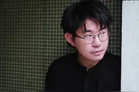 笑果事件愈演愈烈，现在才明白，王自健为何跟他们玩不到一块去了图片