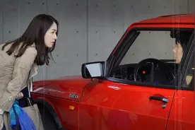 车主买了台低价宝马，我从车上拆出22个GPS：你这车，猫腻挺多图片