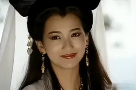 赵雅芝颜值巅峰期最经典的古装角色，苏蓉蓉白娘子无人超越图片